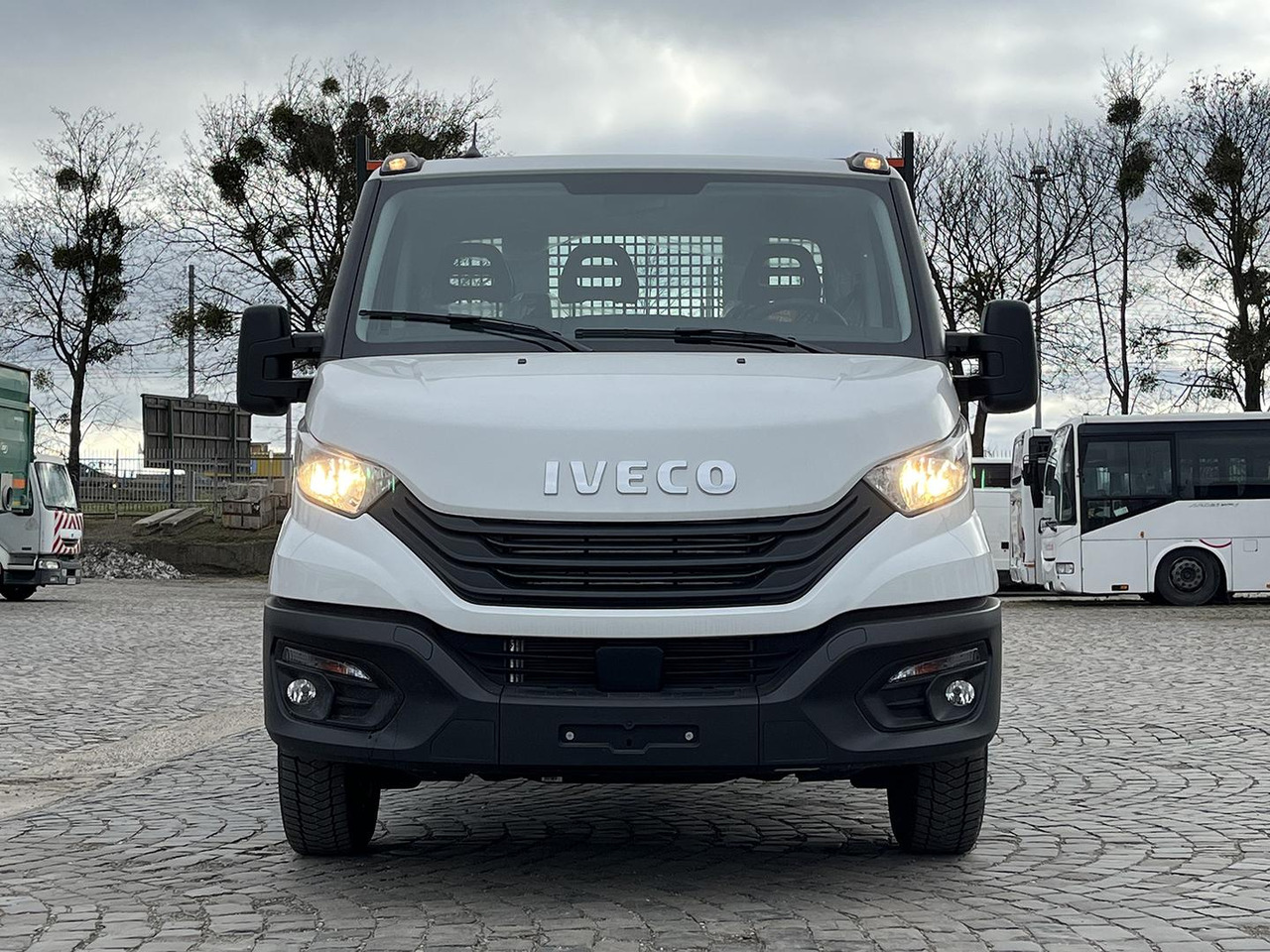 Iveco DAILY SKLÁPAČ, 2.3D, 35S16H - Tipper van: picture 2 Iveco DAILY SKLÁPAČ, 2.3D, 35S16H - Tipper van: picture 2