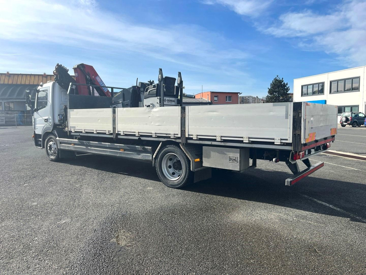 Dropside/ Flatbed truck, Crane truck Mercedes truck ATEGO, 1527, Crane HMF 1120 - K5: picture 7