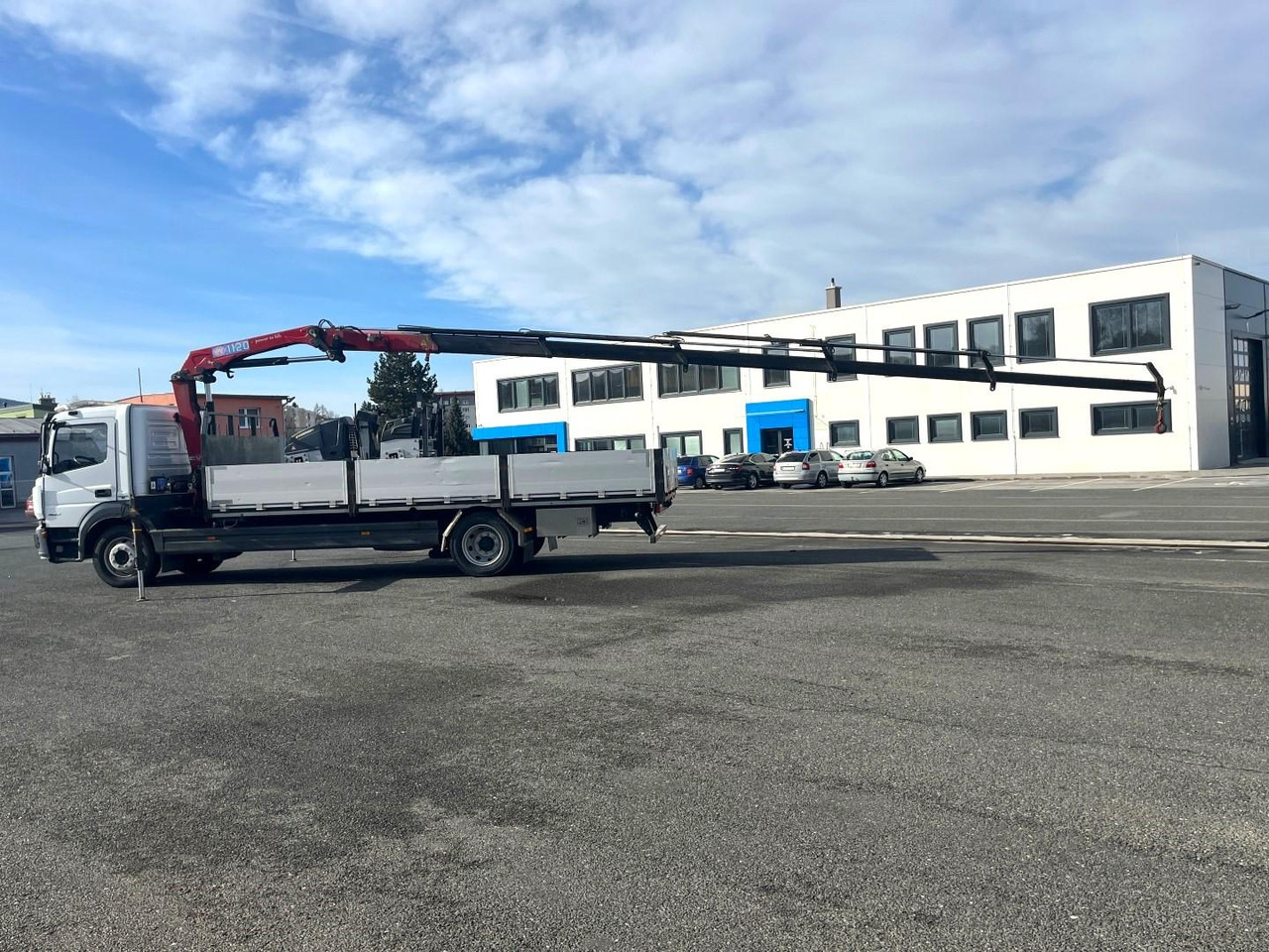 Dropside/ Flatbed truck, Crane truck Mercedes truck ATEGO, 1527, Crane HMF 1120 - K5: picture 13