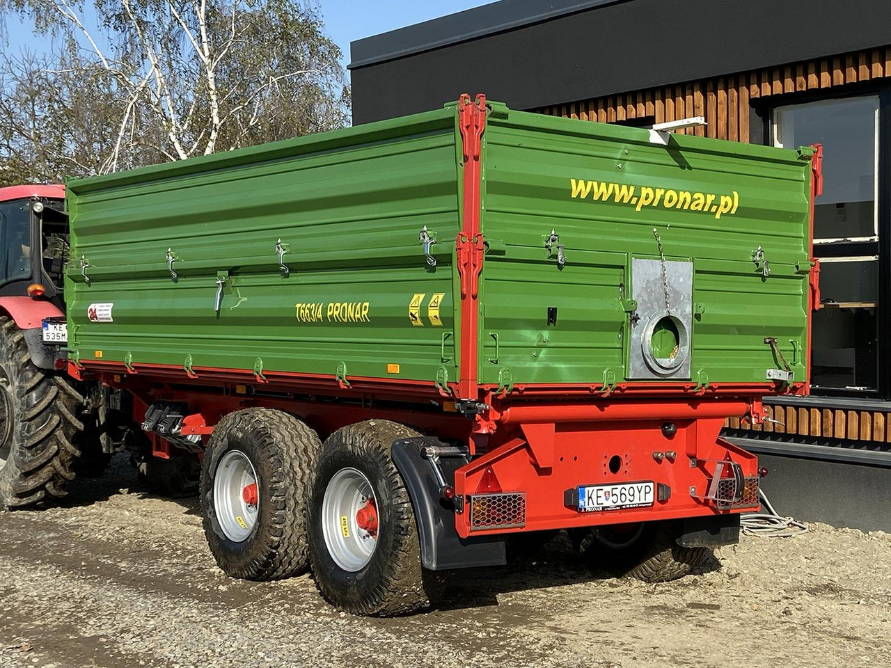 Pronar T, Traktorový náves + šnek, 663/4 - Farm tipping trailer/ Dumper: picture 3 Pronar T, Traktorový náves + šnek, 663/4 - Farm tipping trailer/ Dumper: picture 3