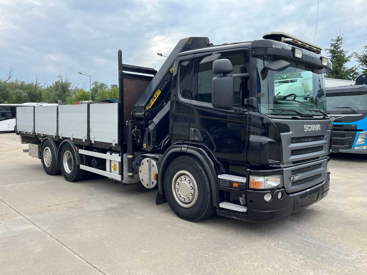 SCANIA P320, +RC, valník Crane PK 20002 - Dropside/ Flatbed truck, Crane truck: picture 4 SCANIA P320, +RC, valník Crane PK 20002 - Dropside/ Flatbed truck, Crane truck: picture 4
