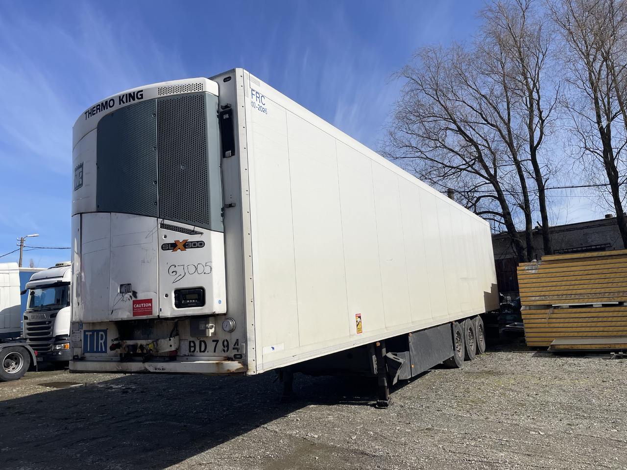 SCHMITZ SKO24 Thermoking SLX300 - Refrigerator semi-trailer: picture 1 SCHMITZ SKO24 Thermoking SLX300 - Refrigerator semi-trailer: picture 1