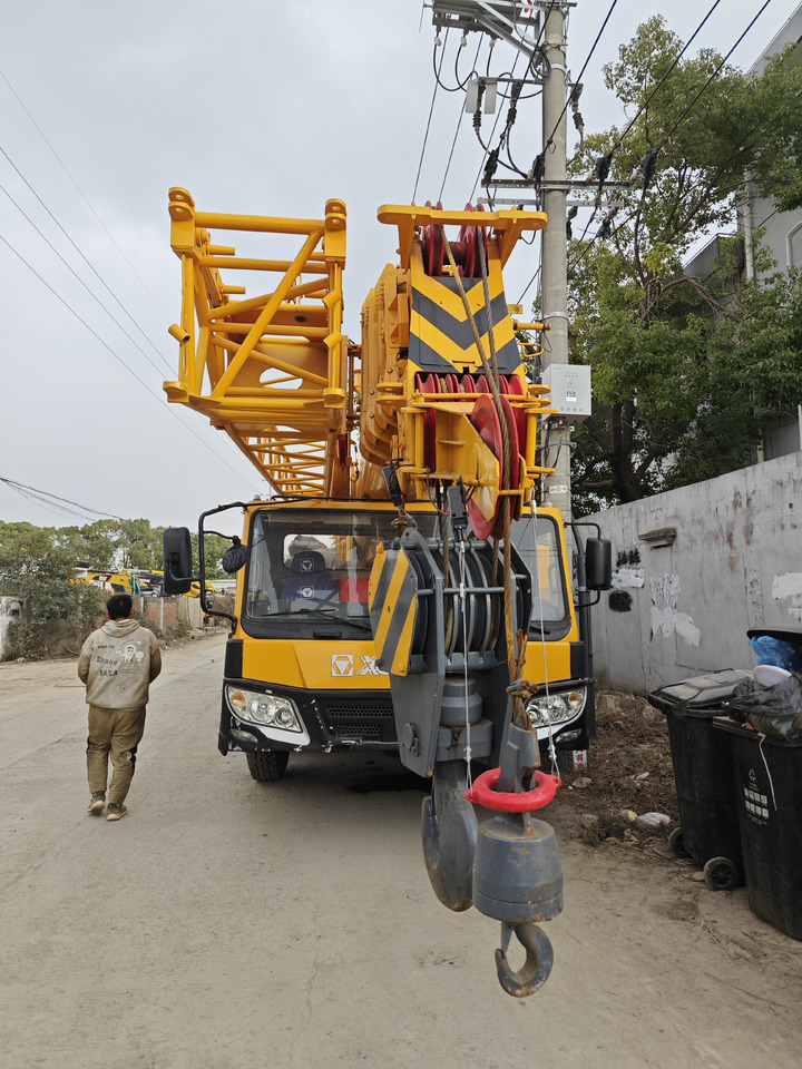 XCMG QY70K used 70ton truck crane - Mobile crane: picture 5 XCMG QY70K used 70ton truck crane - Mobile crane: picture 5