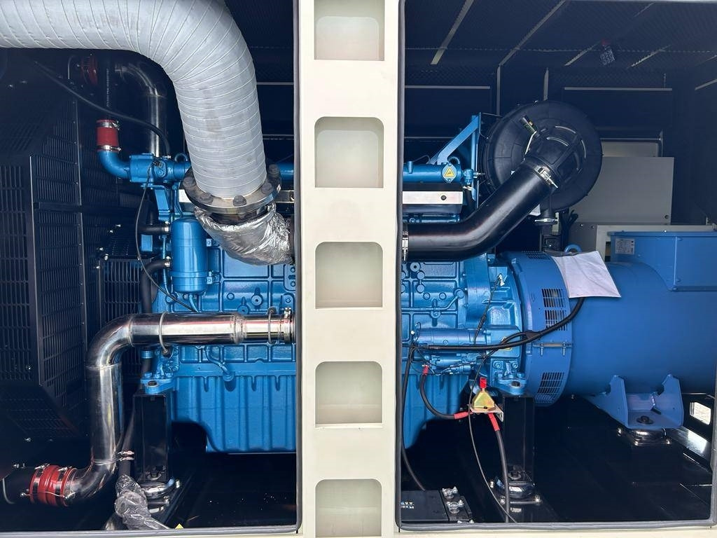 Baudouin 6M33G660/5 - 650 kVA Generator - DPX-19879 - Generator set: picture 5 Baudouin 6M33G660/5 - 650 kVA Generator - DPX-19879 - Generator set: picture 5