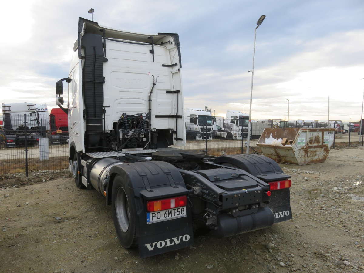 VOLVO FH 460 CIĄGNIK SIODŁOWY - Tractor unit: picture 3 VOLVO FH 460 CIĄGNIK SIODŁOWY - Tractor unit: picture 3