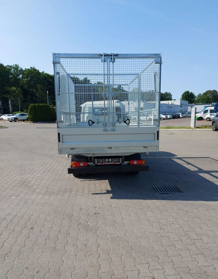 FUSO Canter 6S15 Wywrotka - Garbage truck: picture 5 FUSO Canter 6S15 Wywrotka - Garbage truck: picture 5
