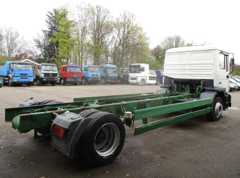 MAN 18.314 , Manual , 6 Cylinder - Cab chassis truck: picture 3 MAN 18.314 , Manual , 6 Cylinder - Cab chassis truck: picture 3
