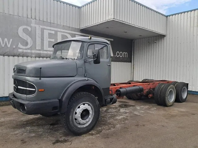 Mercedes-Benz LK 2624 , 6x4 , Manual , Spring suspension - Cab chassis truck: picture 1 Mercedes-Benz LK 2624 , 6x4 , Manual , Spring suspension - Cab chassis truck: picture 1