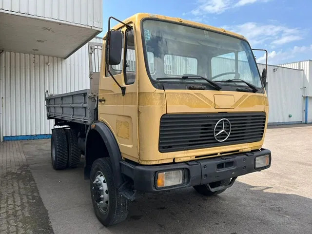 Mercedes-Benz SK 1622 AK , 4x4 , V6 , 3 way tipper , Spring suspension - Tipper: picture 4 Mercedes-Benz SK 1622 AK , 4x4 , V6 , 3 way tipper , Spring suspension - Tipper: picture 4