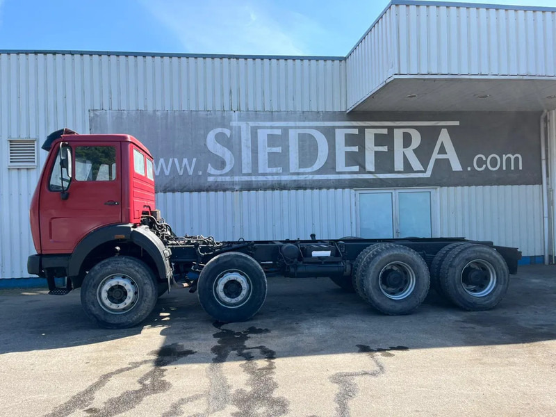 Mercedes-Benz SK 3228 , V8 , 8x4 , Manual , Spring suspension - Cab chassis truck: picture 2 Mercedes-Benz SK 3228 , V8 , 8x4 , Manual , Spring suspension - Cab chassis truck: picture 2