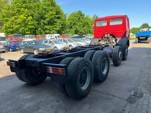 Mercedes-Benz SK 3228 , V8 , 8x4 , Manual , Spring suspension - Cab chassis truck: picture 3 Mercedes-Benz SK 3228 , V8 , 8x4 , Manual , Spring suspension - Cab chassis truck: picture 3
