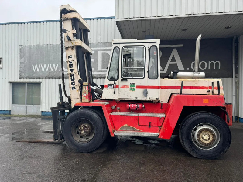Svetruck 860-28 Pneumatic Tire Forklift - Diesel forklift: picture 2 Svetruck 860-28 Pneumatic Tire Forklift - Diesel forklift: picture 2