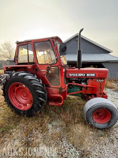 1981 Volvo 2250 - Farm tractor: picture 1 1981 Volvo 2250 - Farm tractor: picture 1