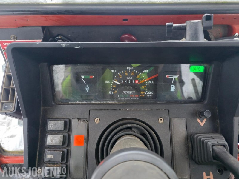 Farm tractor 1986 Fiat 80-90 MVA FRI TRAKTOR MED FRONSKUFFE OG TRIMA FRONTLASTER: picture 19