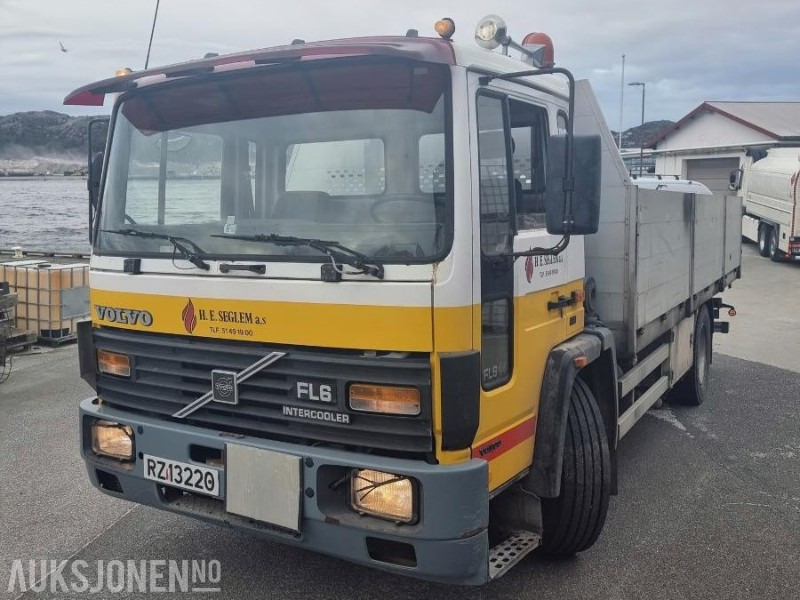 1986 Volvo FL6144X2 lastebil med plan eu ok 05.2026 - Dropside/ Flatbed truck: picture 1 1986 Volvo FL6144X2 lastebil med plan eu ok 05.2026 - Dropside/ Flatbed truck: picture 1