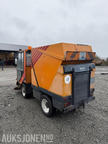 1987 Bucher CityCat k-1500 kostebil - Construction equipment: picture 2 1987 Bucher CityCat k-1500 kostebil - Construction equipment: picture 2
