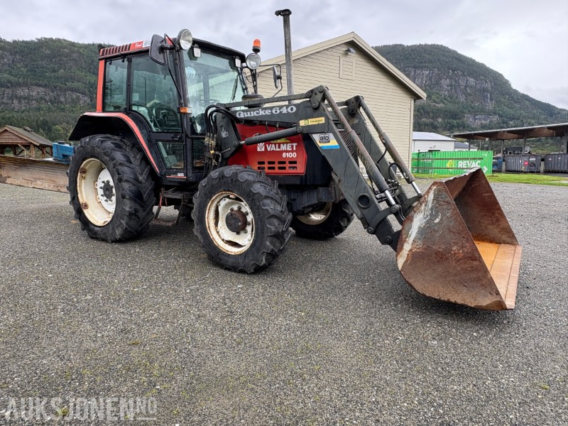 1993 Valtra 6100 Turbo m/ Quicke 640 laster og etterhengende brøyteskjær - Farm tractor: picture 2 1993 Valtra 6100 Turbo m/ Quicke 640 laster og etterhengende brøyteskjær - Farm tractor: picture 2