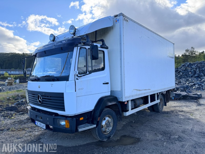 1998 Mercedes-Benz 817/37 - skapbil med bakløft - Eu godkjent - Box truck: picture 1 1998 Mercedes-Benz 817/37 - skapbil med bakløft - Eu godkjent - Box truck: picture 1