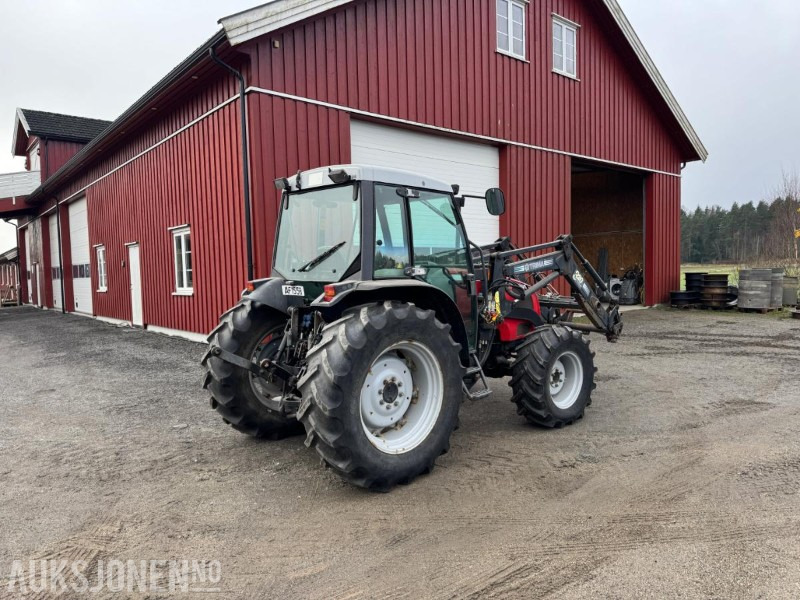 2001 Massey Ferguson 2230-4 m/Trima 320 Professional laster, 1171 timer, servicehistorikk, fremstår som godt vedlikeholdt - Farm tractor: picture 4 2001 Massey Ferguson 2230-4 m/Trima 320 Professional laster, 1171 timer, servicehistorikk, fremstår som godt vedlikeholdt - Farm tractor: picture 4