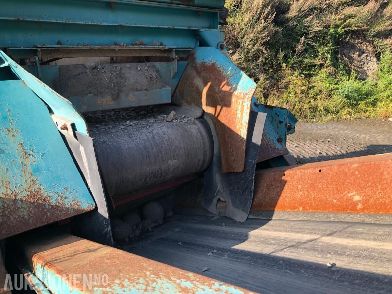 2001 Terex Powerscreen chiftain 1400 - Screener: picture 3 2001 Terex Powerscreen chiftain 1400 - Screener: picture 3