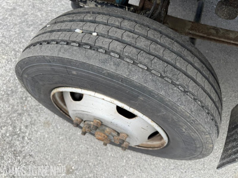 2005 Mercedes-Benz 815Da/37-Vn 4X4 linjebil med kran og masse utstyr - Crane truck: picture 4 2005 Mercedes-Benz 815Da/37-Vn 4X4 linjebil med kran og masse utstyr - Crane truck: picture 4