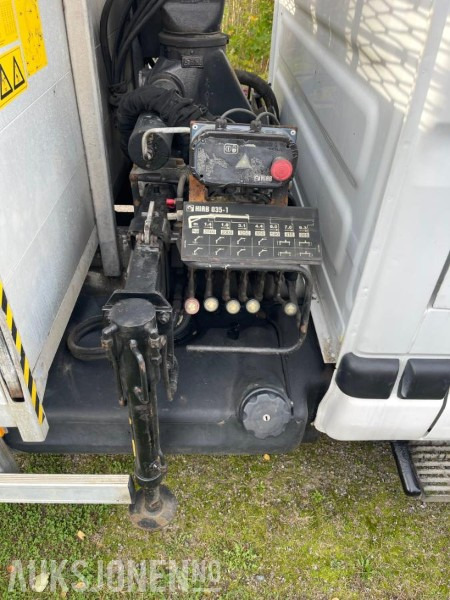 2005 Renault Mascott - Crane truck: picture 5 2005 Renault Mascott - Crane truck: picture 5