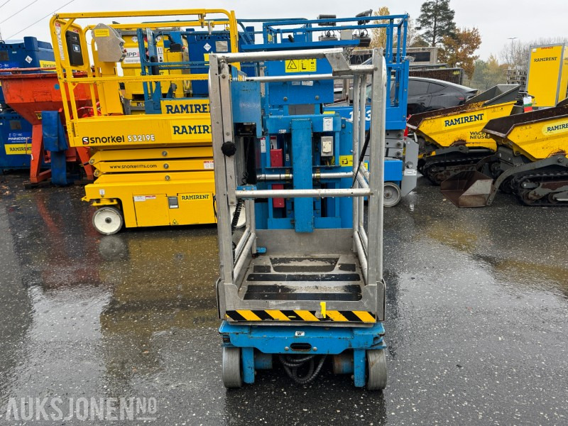 2006 Genie GR-12 5,5m mastelift - Aerial platform: picture 2 2006 Genie GR-12 5,5m mastelift - Aerial platform: picture 2
