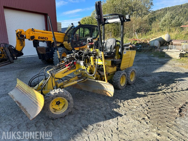2008 Laser Grader Høvel med maskinstyring og laser - Construction equipment: picture 1 2008 Laser Grader Høvel med maskinstyring og laser - Construction equipment: picture 1