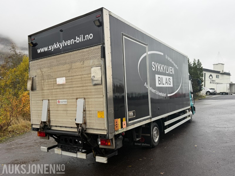 2010 Iveco Eurocargo Skapbil med bakløft og sidedør - Automat - Istrail påbygg - Box truck: picture 4 2010 Iveco Eurocargo Skapbil med bakløft og sidedør - Automat - Istrail påbygg - Box truck: picture 4