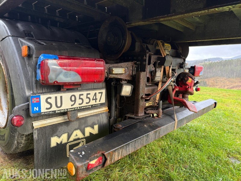 2010 MAN TGS 28.540 krokbil / krokløftbil - maskinflak - krokkasse - 2 stk krokcontainere - Hook lift truck: picture 5 2010 MAN TGS 28.540 krokbil / krokløftbil - maskinflak - krokkasse - 2 stk krokcontainere - Hook lift truck: picture 5