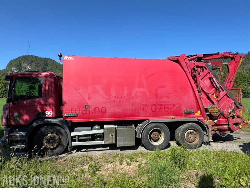 2010 Scania P-serie komprimatorbil med kran / Nylig EU-godkjent - Garbage truck: picture 2 2010 Scania P-serie komprimatorbil med kran / Nylig EU-godkjent - Garbage truck: picture 2