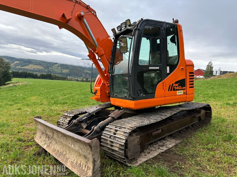 2011 Doosan DX140LCR gravemaskin - Rotortilt- 2 skuffer - Excavator: picture 4 2011 Doosan DX140LCR gravemaskin - Rotortilt- 2 skuffer - Excavator: picture 4