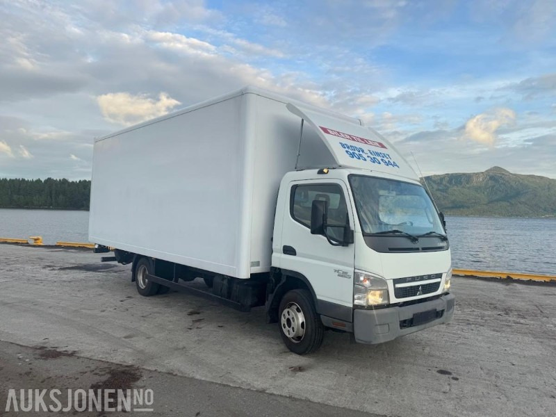 2011 Mitsubishi Canter SKAPBIL MED LIFT LAV KM 67000 km - INGEN MINSTEPRIS - Box truck: picture 5 2011 Mitsubishi Canter SKAPBIL MED LIFT LAV KM 67000 km - INGEN MINSTEPRIS - Box truck: picture 5