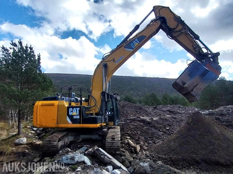 2012 Cat 329 EL Gravemaskin - Graveskuffe - Pigghammer - S80 - Timer: 11482 - Excavator: picture 3 2012 Cat 329 EL Gravemaskin - Graveskuffe - Pigghammer - S80 - Timer: 11482 - Excavator: picture 3