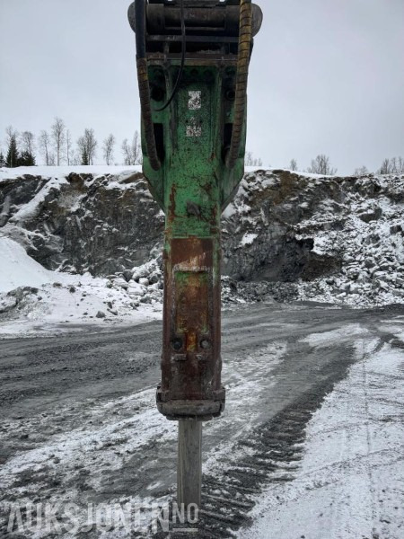 2012 Montabert V55 Hydraulisk hammer - Construction equipment: picture 1 2012 Montabert V55 Hydraulisk hammer - Construction equipment: picture 1