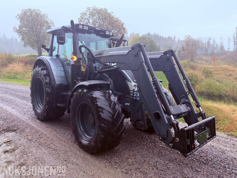 2013 Valtra N143 Direct med fronthydraulikk og kraftuttak(PTO) - Nylig EU godkjent - Farm tractor: picture 2 2013 Valtra N143 Direct med fronthydraulikk og kraftuttak(PTO) - Nylig EU godkjent - Farm tractor: picture 2