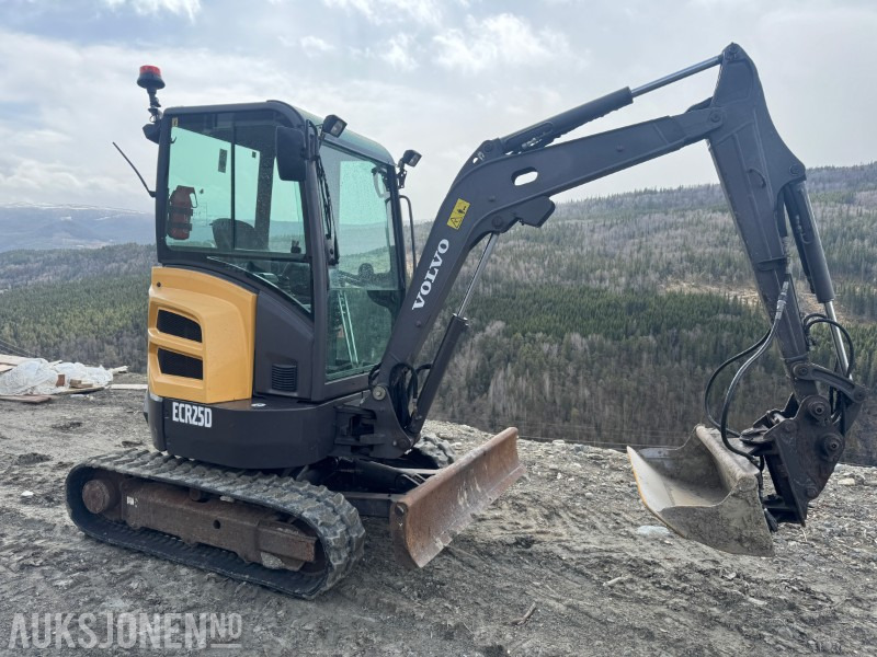 2013 Volvo ECR25D gravemaskin med 3 skuffer - Mini excavator: picture 2 2013 Volvo ECR25D gravemaskin med 3 skuffer - Mini excavator: picture 2