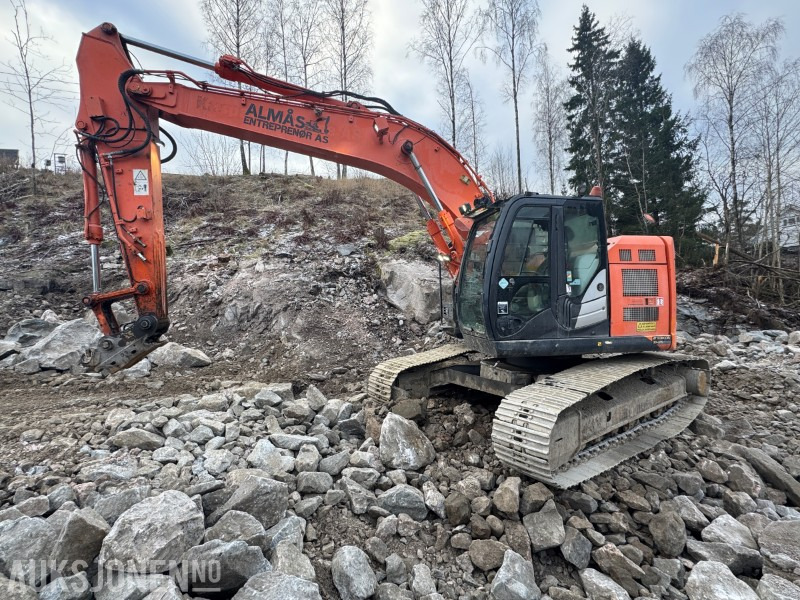 2014 Hitachi ZX225USLC-5B Beltegraver med tiltrotator og pusseskuffe - Excavator: picture 1 2014 Hitachi ZX225USLC-5B Beltegraver med tiltrotator og pusseskuffe - Excavator: picture 1
