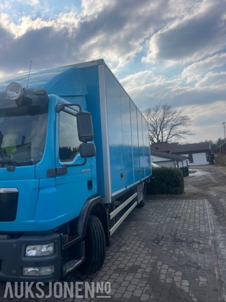 2014 MAN TGM lastebil/skapbil - Full sideåpning - Plass til 18 paller 2014 MAN TGM lastebil, blå, med 385 000 km - Box truck: picture 5 2014 MAN TGM lastebil/skapbil - Full sideåpning - Plass til 18 paller 2014 MAN TGM lastebil, blå, med 385 000 km - Box truck: picture 5