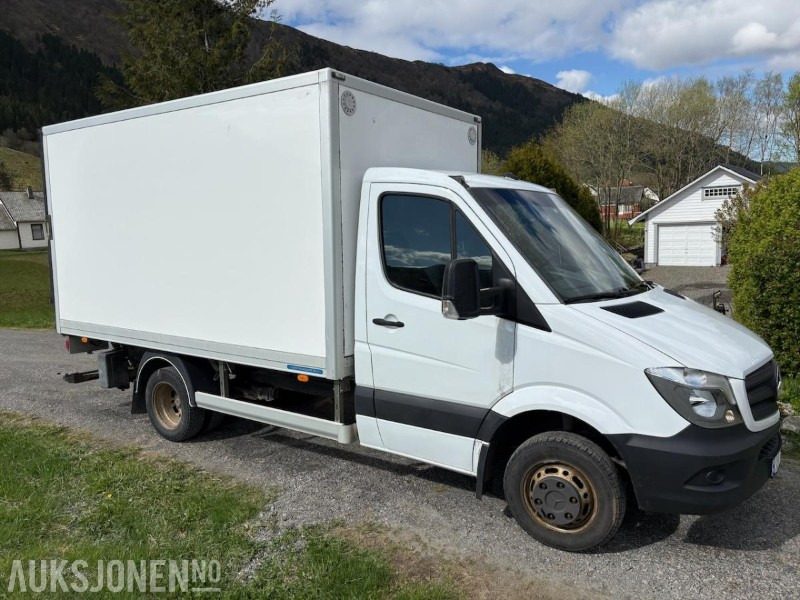 2015 Mercedes-Benz Sprinter ADR-godkjent Løftelem Hengerfeste - Box truck: picture 2 2015 Mercedes-Benz Sprinter ADR-godkjent Løftelem Hengerfeste - Box truck: picture 2