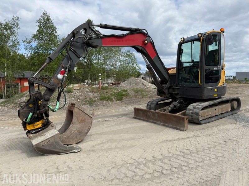 2015 Volvo ECR58D BELTEGRAVER ROTORTILT 2 SKUFFER SERVICEHISTORIKK. - Excavator: picture 1 2015 Volvo ECR58D BELTEGRAVER ROTORTILT 2 SKUFFER SERVICEHISTORIKK. - Excavator: picture 1