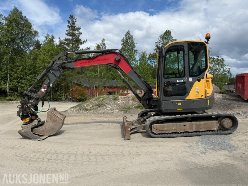 2015 Volvo ECR58D BELTEGRAVER ROTORTILT 2 SKUFFER SERVICEHISTORIKK. - Excavator: picture 3 2015 Volvo ECR58D BELTEGRAVER ROTORTILT 2 SKUFFER SERVICEHISTORIKK. - Excavator: picture 3