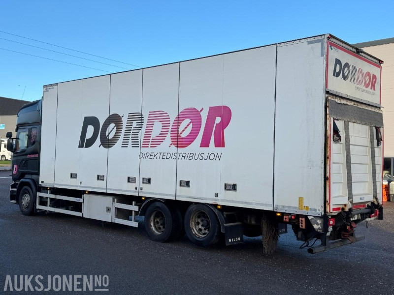 2016 Scania R520 6X2 skapbil med full sideåpning / EURO 6 - Box truck: picture 3 2016 Scania R520 6X2 skapbil med full sideåpning / EURO 6 - Box truck: picture 3