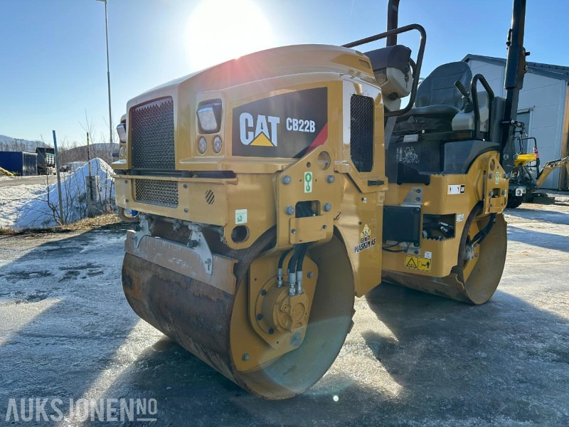2017 CAT CB22B VIBRO VALS - 1896 Timer - Roller: picture 1 2017 CAT CB22B VIBRO VALS - 1896 Timer - Roller: picture 1