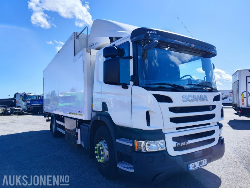 2017 Scania P 280 kjølebil - Carrier aggregat - gassdrevet - Box truck: picture 4 2017 Scania P 280 kjølebil - Carrier aggregat - gassdrevet - Box truck: picture 4