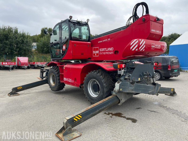 2018 Magni RTH 5.25 SH rundtomsvingende teleskoptruck med mye utstyr, 3602 timer - Telescopic handler: picture 4 2018 Magni RTH 5.25 SH rundtomsvingende teleskoptruck med mye utstyr, 3602 timer - Telescopic handler: picture 4