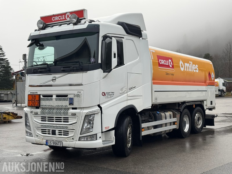 2018 Volvo FH500 - Tankbil - HMK Bilcon tankpåbygg, 18 m³, 4 kammer - Helluft - Tank truck: picture 1 2018 Volvo FH500 - Tankbil - HMK Bilcon tankpåbygg, 18 m³, 4 kammer - Helluft - Tank truck: picture 1
