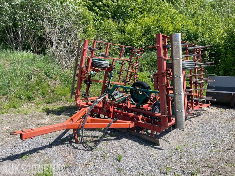 1990 Kverneland såbedsharv 6 m - Agricultural machinery: picture 1 1990 Kverneland såbedsharv 6 m - Agricultural machinery: picture 1