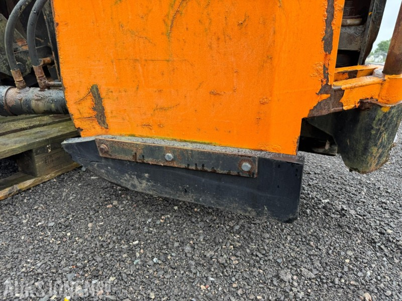 2004 Tellefsdal KI 2700 | hydraulisk svingbart brøyteskjær | 2 vinger - Agricultural machinery: picture 5 2004 Tellefsdal KI 2700 | hydraulisk svingbart brøyteskjær | 2 vinger - Agricultural machinery: picture 5