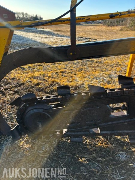 Agricultural machinery 2012 AFT 100 KJEDEGRAVER / GRØFTEGRAVER MED LASER: picture 15 Agricultural machinery 2012 AFT 100 KJEDEGRAVER / GRØFTEGRAVER MED LASER: picture 15